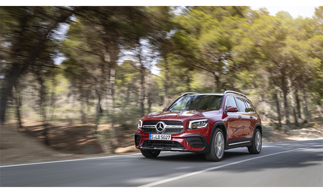 Mercedes GLB, fino a sette posti con stile e comfort di marcia