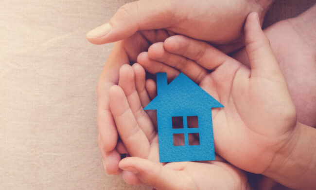Assicurazione sulla casa: quando conviene farla on line?