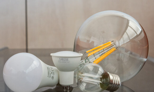 Con ZioTester.it illuminare casa è più semplice, comodo e conveniente, dalle lampadine led alle plafoniere per esterno